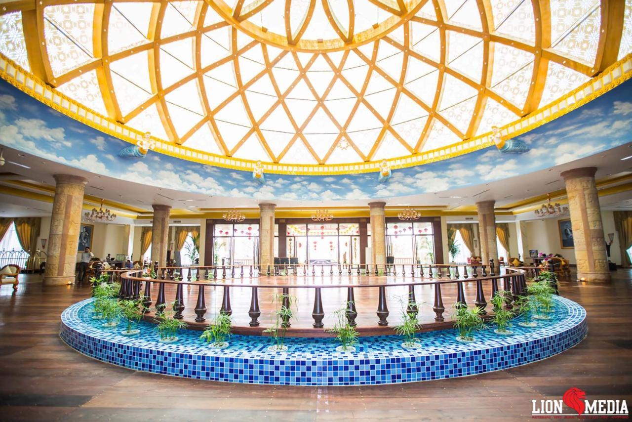Sokha Phnom Penh Hotel Екстериор снимка